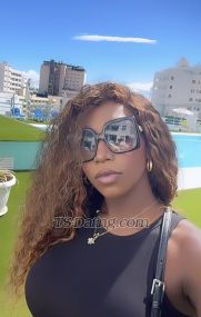 KimoraXXL Split Transex Hello my loves I am a beautiful Colombian transsexual, young with only 26 years sensual, of feminine attributes face body and voice of woman with good breasts that you will love.