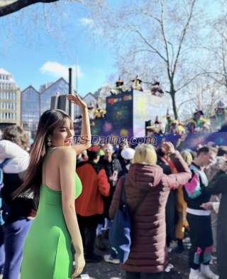 trans girl Kiwicawaii13 9219157