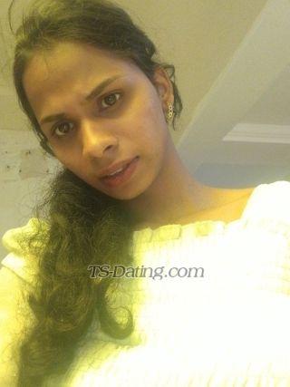 trans girl Komalbybe 9693405