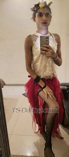 trans girl Komalsharma 5112610