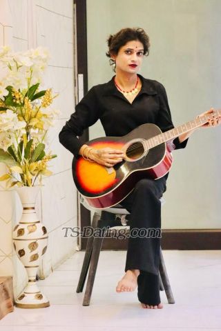 trans girl Komalsharma 7785911