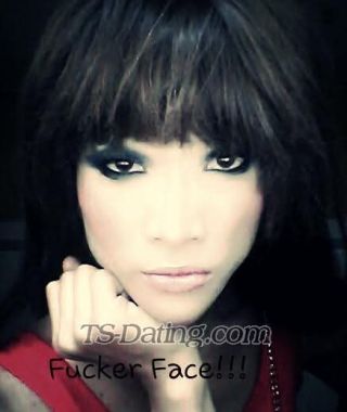 trans girl KrisMerah 1694326
