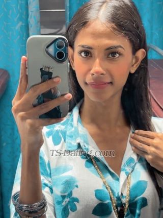 trans girl Kriti2020 6496138