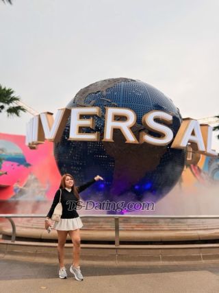 trans girl KylaVersa 7054198