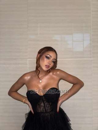 trans girl KylieYee 1804017