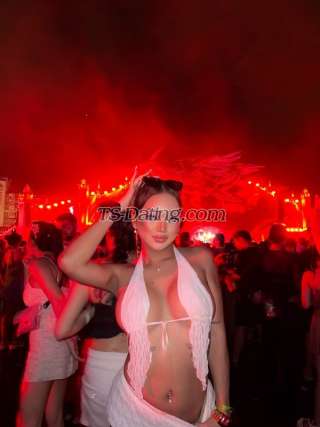 trans girl KylieYee 4617742