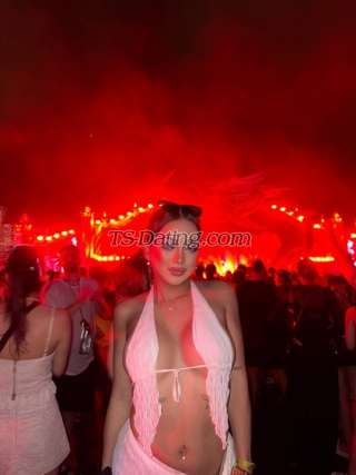 trans girl KylieYee 4617762