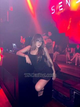 trans girl KylieYee 5260005