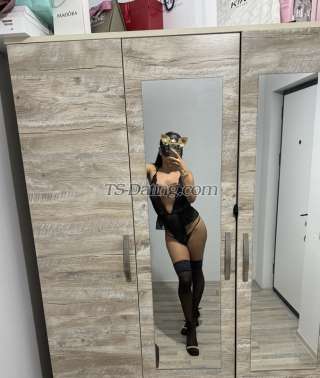 trans girl Kylietrans girl 1869319