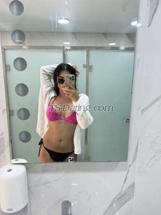 trans girl Kylietrans girl 1869352