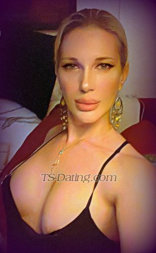 trans girl karana24 3936956