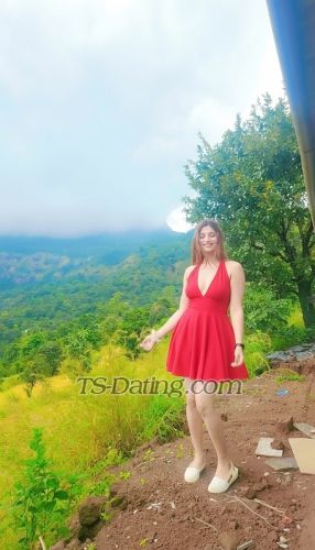 trans girl kaynaatkhan 1672655