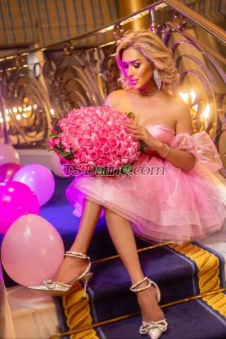 trans girl kiaraleedubai 6246487