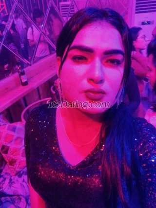 trans girl komaltsjaipur 1503172