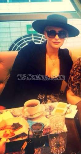 trans girl LACONTESSA 7041528