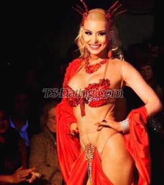 trans girl LACONTESSA 7041932