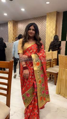 trans girl LUSTYveronica 2432955