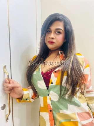 trans girl LUSTYveronica 2433019