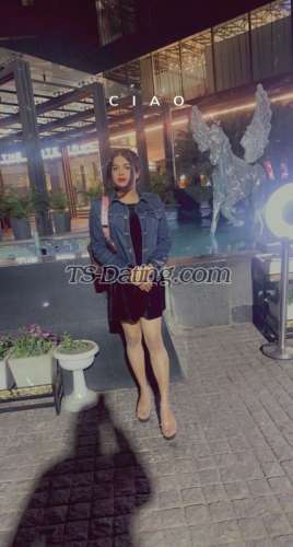 trans girl LUSTYveronica 2433615