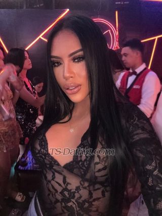 trans girl LaceyLore 8024089