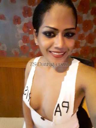 trans girl LadyboyBee 7709905