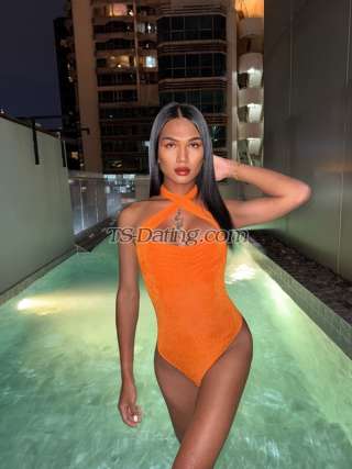 trans girl LadyboyCalisa 7917084