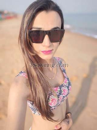 trans girl Ladyboybobby 0467922