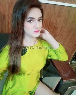 trans girl Laibakhan 8133714