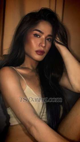 trans girl Lara07 2481182 trans girl Lara07 2481182