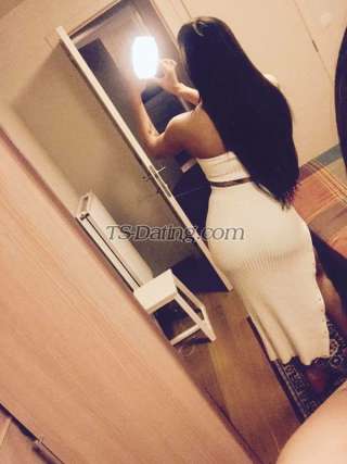 trans girl Larats1 5136341