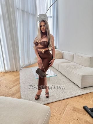 trans girl Larissagomes 7435881