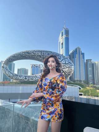 trans girl Laura69860 0243599