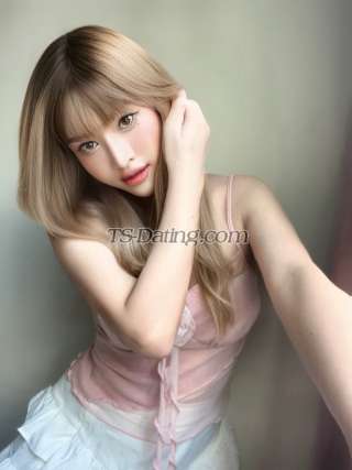 trans girl Laura69860 5883932