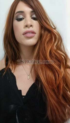 trans girl LauraOliveira 8135244