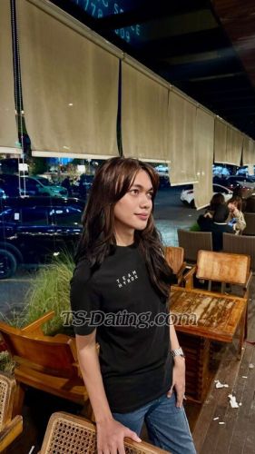 trans girl Laurencopper 5327976