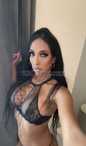 trans girl LaurentNicol 0910978