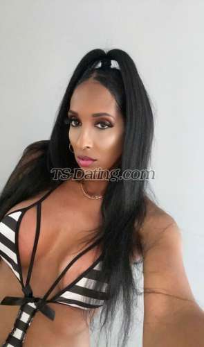 trans girl LaurentNicol 9186339