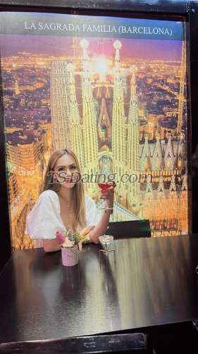 trans girl LavaMontila 4372405 trans girl LavaMontila 4372405