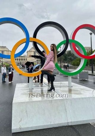 trans girl Lavigne 3556539