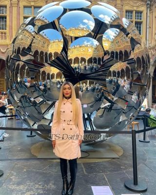 trans girl Lavigne 3556733