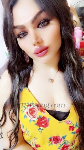 trans girl Layanats 9854523