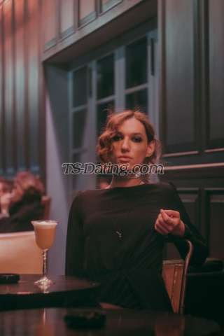 trans girl LenaLena25 0424619