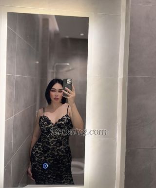 trans girl Lennee 1279426