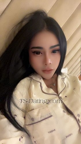 trans girl Leonalim 2755675