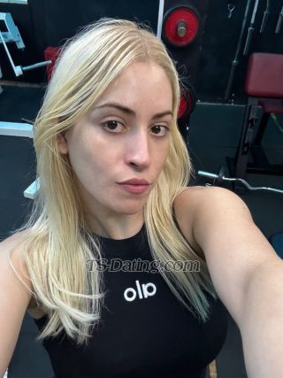 trans girl Leticia22 6945559