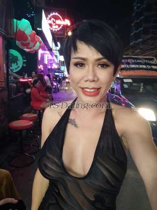 trans girl Lewlew699 5724476