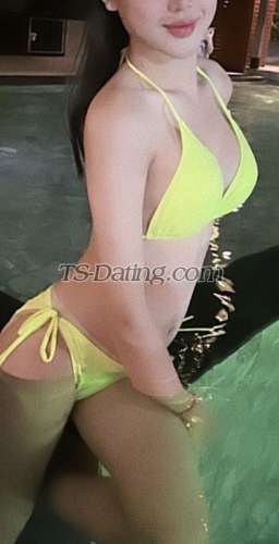 trans girl LiiZaa 2596608