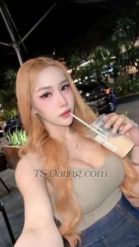 trans girl LillyBloosom 5243274