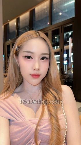 trans girl LillyBloosom 6279177