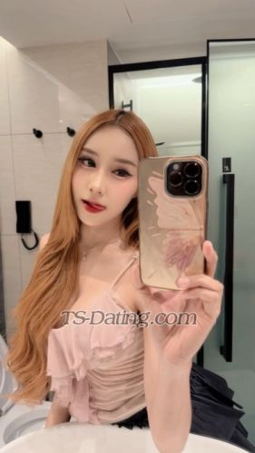 trans girl LillyBloosom 6451456